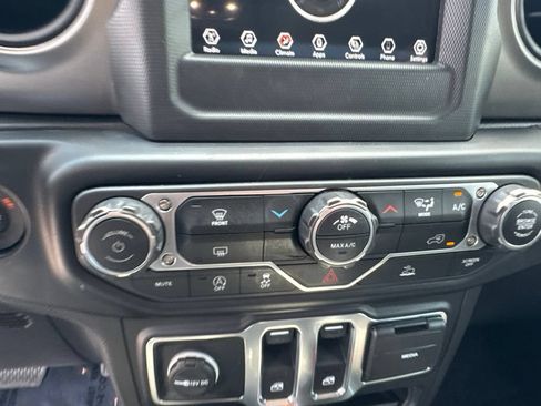 Used 2023 Jeep Wrangler Sport AWD/4WD image 50