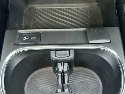 Certified 2021 Mercedes-Benz A 220 4MATIC image 32