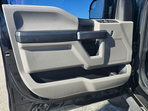 Used 2018 Ford F150 XL w/ Equipment Group 101A Mid image 16