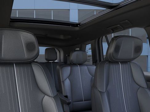 New 2026 Cadillac Vistiq Sport w/ LPO, Floor Liner Package image 24