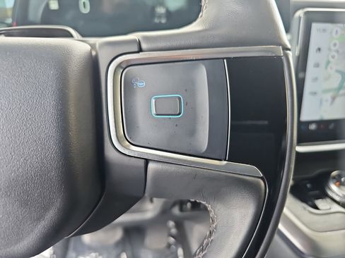 Used 2025 Ford Expedition Max Platinum w/ Driver's Package image 12