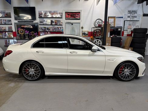 Used 2018 Mercedes-Benz C 63 AMG S image 4