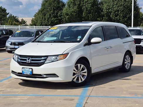 Used 2016 Honda Odyssey EX-L image 2