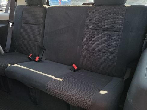 Used 2010 Nissan Armada SE AWD/4WD image 9