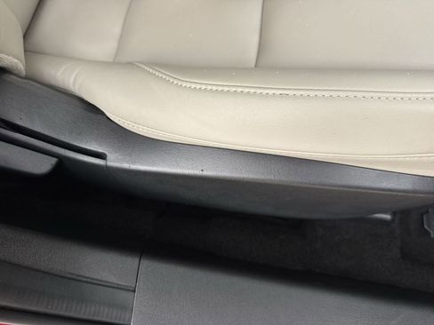 Used 2023 MAZDA MAZDA3 s FWD image 42