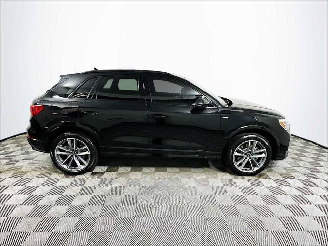 Certified 2024 Audi Q3 2.0T Premium w/ Convenience Package AWD/4WD image 8