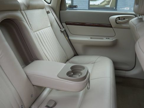 Used 2002 Chevrolet Impala LS w/ Seating Comfort Pkg FWD image 18