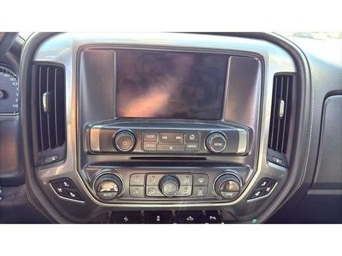 Used 2018 Chevrolet Silverado 1500 LTZ w/ Texas Edition AWD/4WD image 10