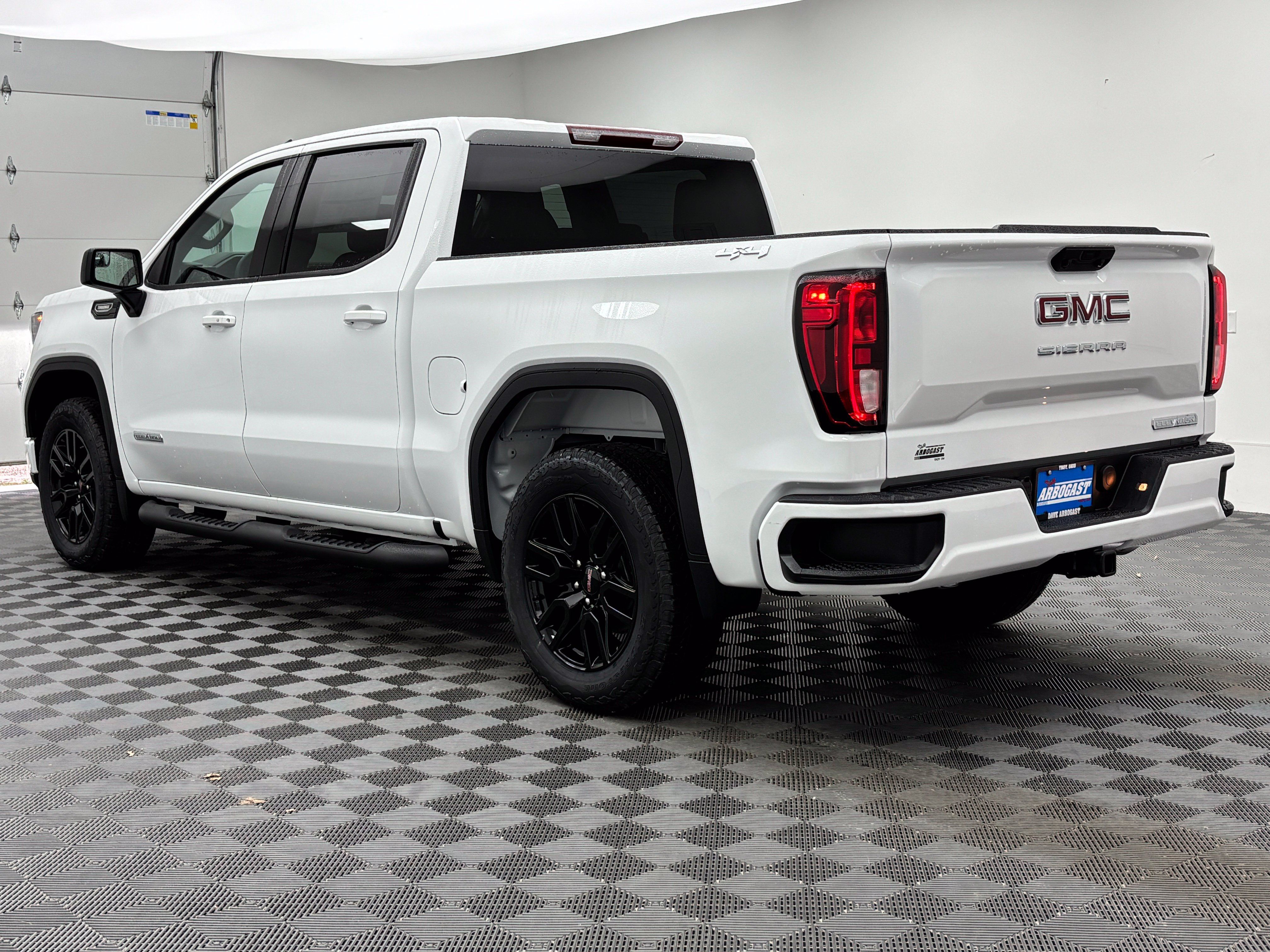 New 2026 GMC Sierra 1500 Elevation w/ Elevation Select Package AWD/4WD image 10