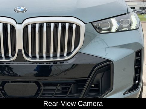 Used 2025 BMW X5 xDrive40i w/ Parking Assistance Package AWD/4WD image 4