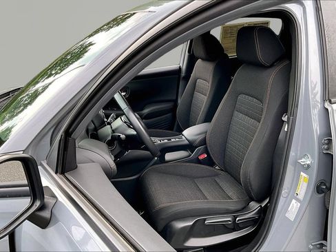 Used 2024 Honda HR-V Sport image 17
