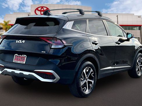 Used 2024 Kia Sportage EX image 11