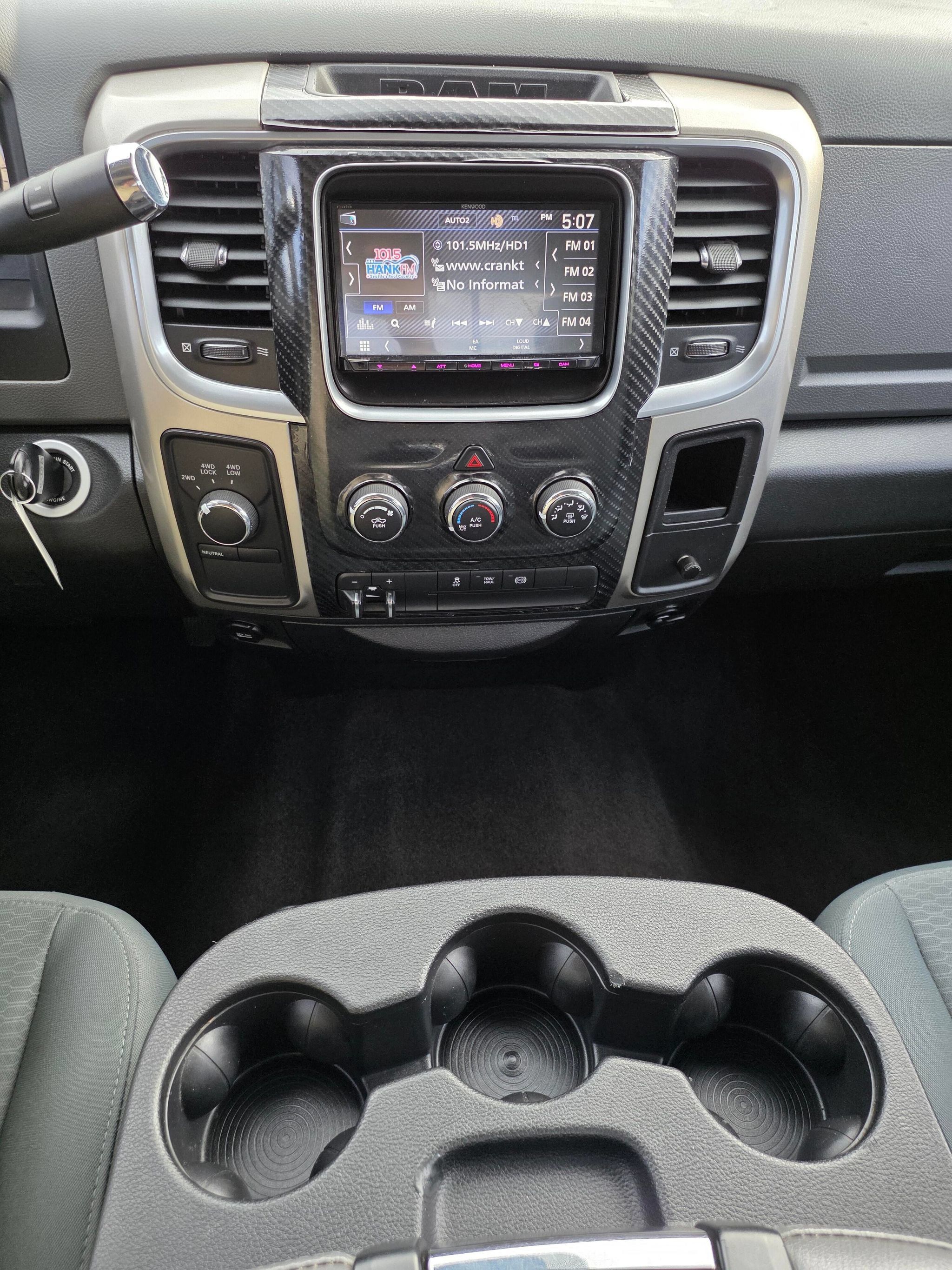 Used 2017 RAM 2500 SLT AWD/4WD image 20