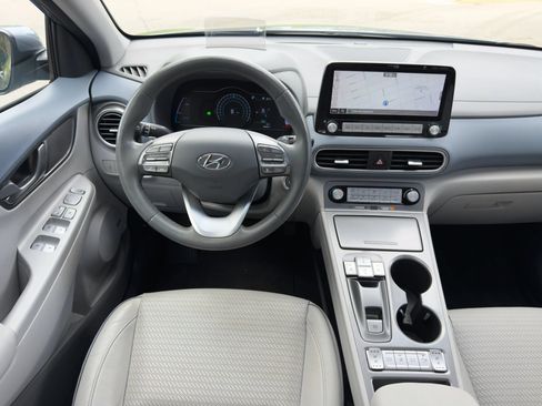 Used 2021 Hyundai Kona Ultimate w/ Cargo Package FWD image 33