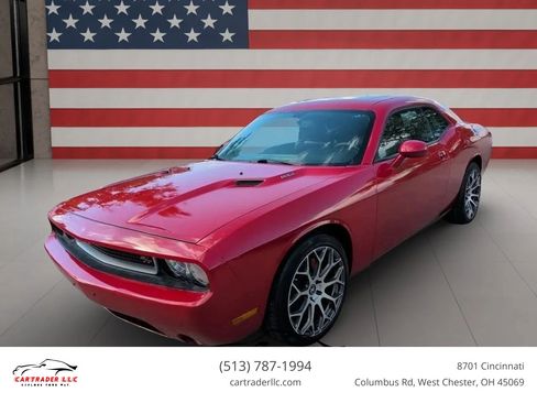 Used 2013 Dodge Challenger R/T Plus RWD image 1