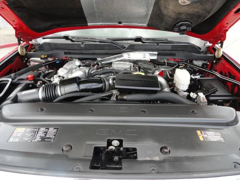 Used 2018 GMC Sierra 2500 SLE w/ SLE Preferred Package image 30