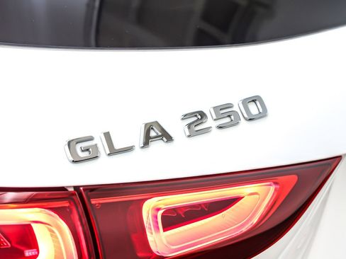 Certified 2022 Mercedes-Benz GLA 250 GLA 250 SUV image 11