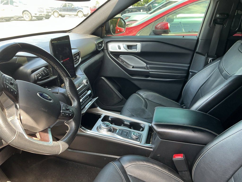 Used 2020 Ford Explorer ST w/ ST Street Pack AWD/4WD image 11