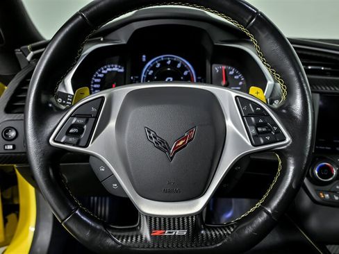 Used 2018 Chevrolet Corvette Z06 RWD image 27