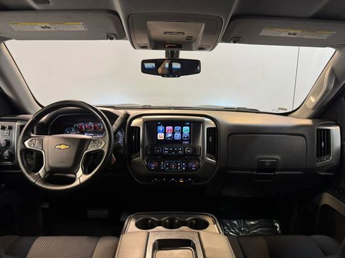 Used 2017 Chevrolet Silverado 1500 LT w/ Midnight Edition AWD/4WD image 11