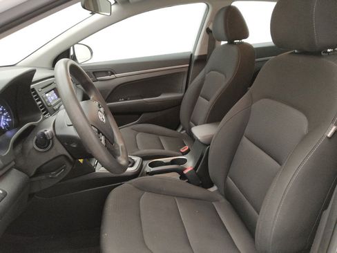 Used 2018 Hyundai Elantra SE FWD image 17