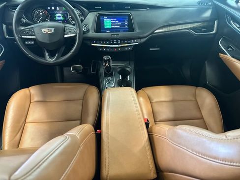Used 2022 Cadillac XT4 Sport w/ Sun And Sound Package AWD/4WD image 31