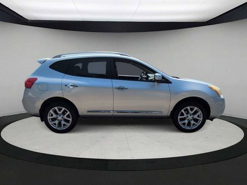 Used 2013 Nissan Rogue SL AWD/4WD image 9