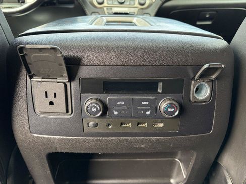 Used 2019 GMC Yukon XL Denali w/ Denali Ultimate Package image 23