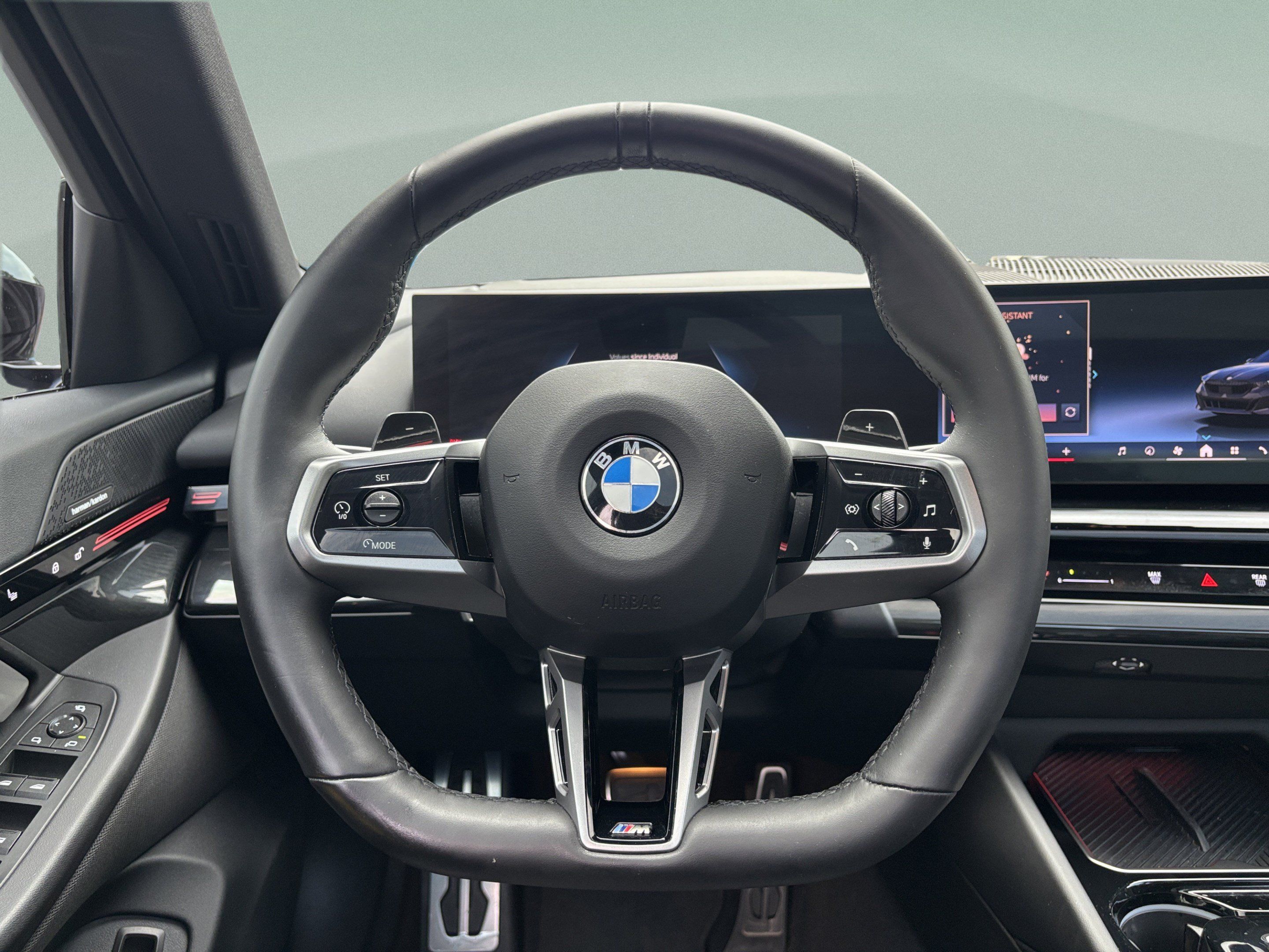 Used 2024 BMW 530i w/ M Sport Package RWD image 8
