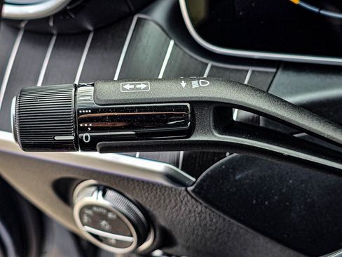 New 2025 Mercedes-Benz C 300 4MATIC Sedan image 23