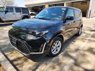 Certified 2025 Kia Soul LX w/ LX Technology Package video 1