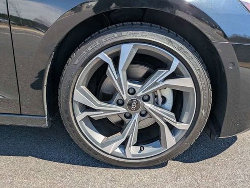 Used 2022 Audi A3 2.0T Premium Plus w/ Premium Plus Package FWD image 11