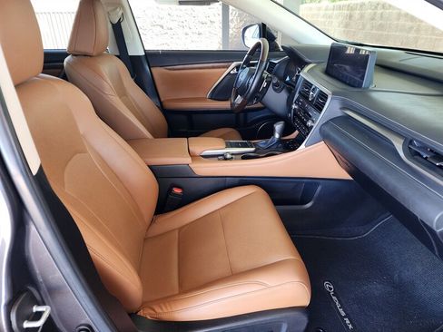 Used 2022 Lexus RX 350L w/ Premium Package image 69