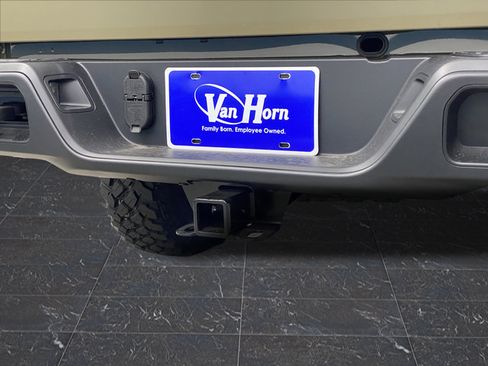 New 2026 Jeep Gladiator Willys AWD/4WD image 36