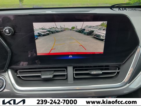Used 2024 Chevrolet Trax ACTIV w/ Driver Confidence Package FWD image 23