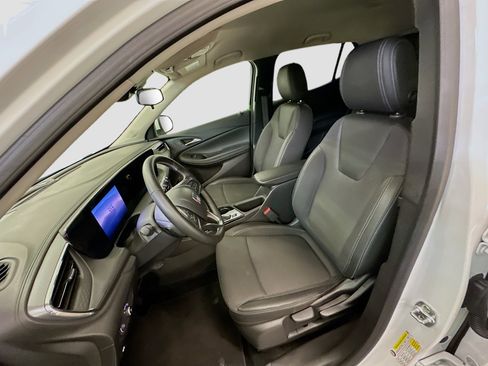 Used 2025 Buick Encore GX Preferred image 13