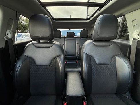 Used 2020 Jeep Compass Altitude image 54