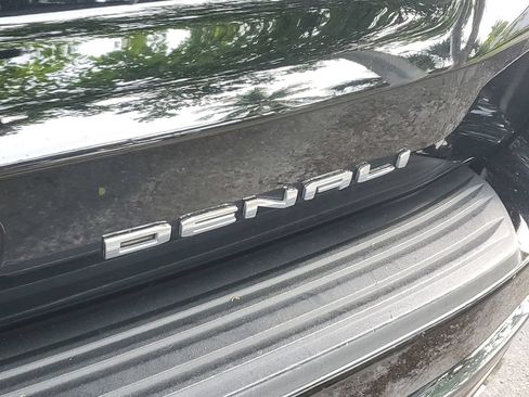 Certified 2023 GMC Yukon XL Denali Ultimate AWD/4WD image 31