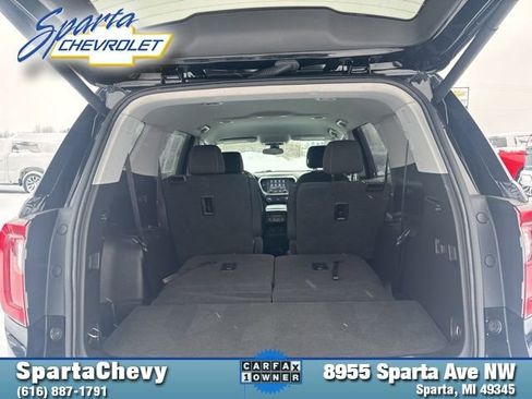 Used 2023 GMC Acadia SLE w/ Driver Convenience Package image 27