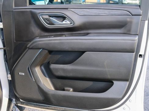 Used 2022 GMC Yukon XL SLT image 21