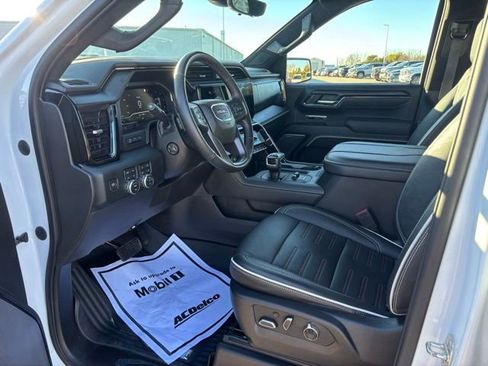 Certified 2023 GMC Sierra 1500 AT4X image 10