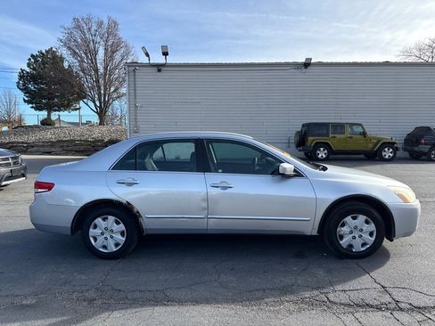 Used 2003 Honda Accord LX image 5