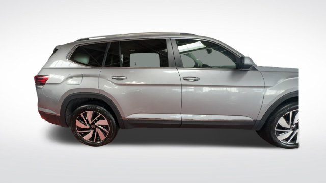 Certified 2025 Volkswagen Atlas SEL AWD/4WD image 10