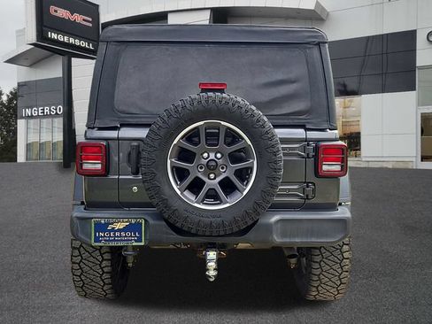 Used 2018 Jeep Wrangler Unlimited Sport S AWD/4WD image 24