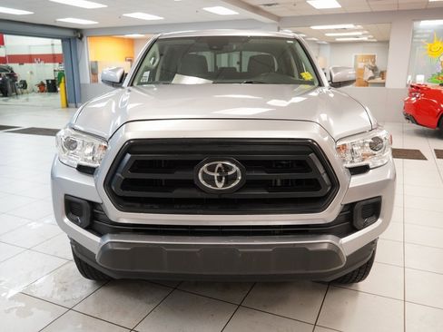 Used 2021 Toyota Tacoma SR image 14