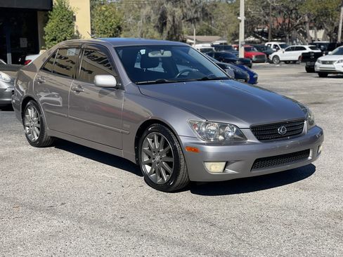 Used 2004 Lexus IS 300 image 19