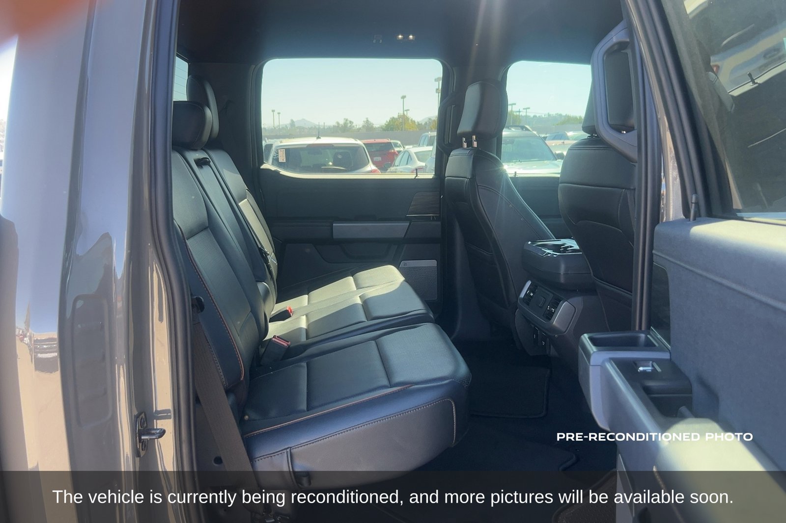 Used 2025 Ford F150 Lariat w/ Equipment Group 501A Mid AWD/4WD image 13