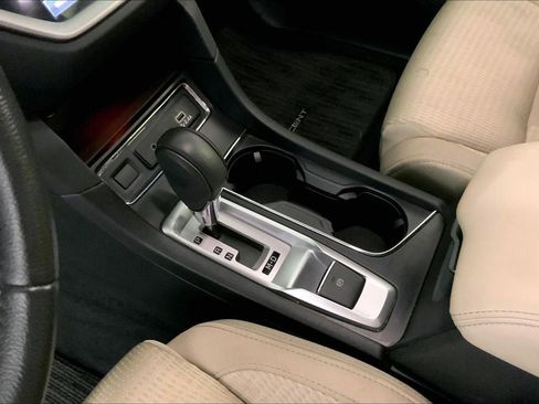 Used 2025 Subaru Ascent Premium AWD/4WD image 17