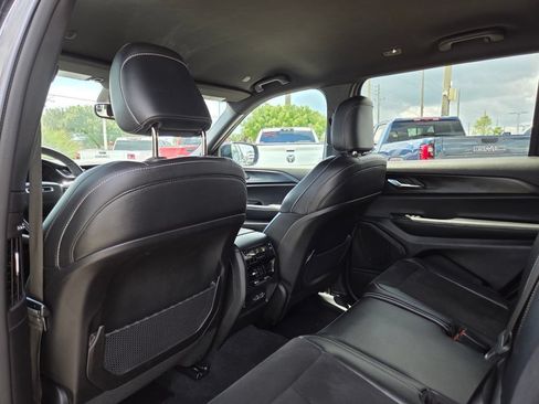 Used 2024 Jeep Grand Cherokee L Laredo AWD/4WD image 26