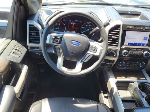 Used 2021 Ford F250 Lariat w/ Lariat Ultimate Package AWD/4WD image 17